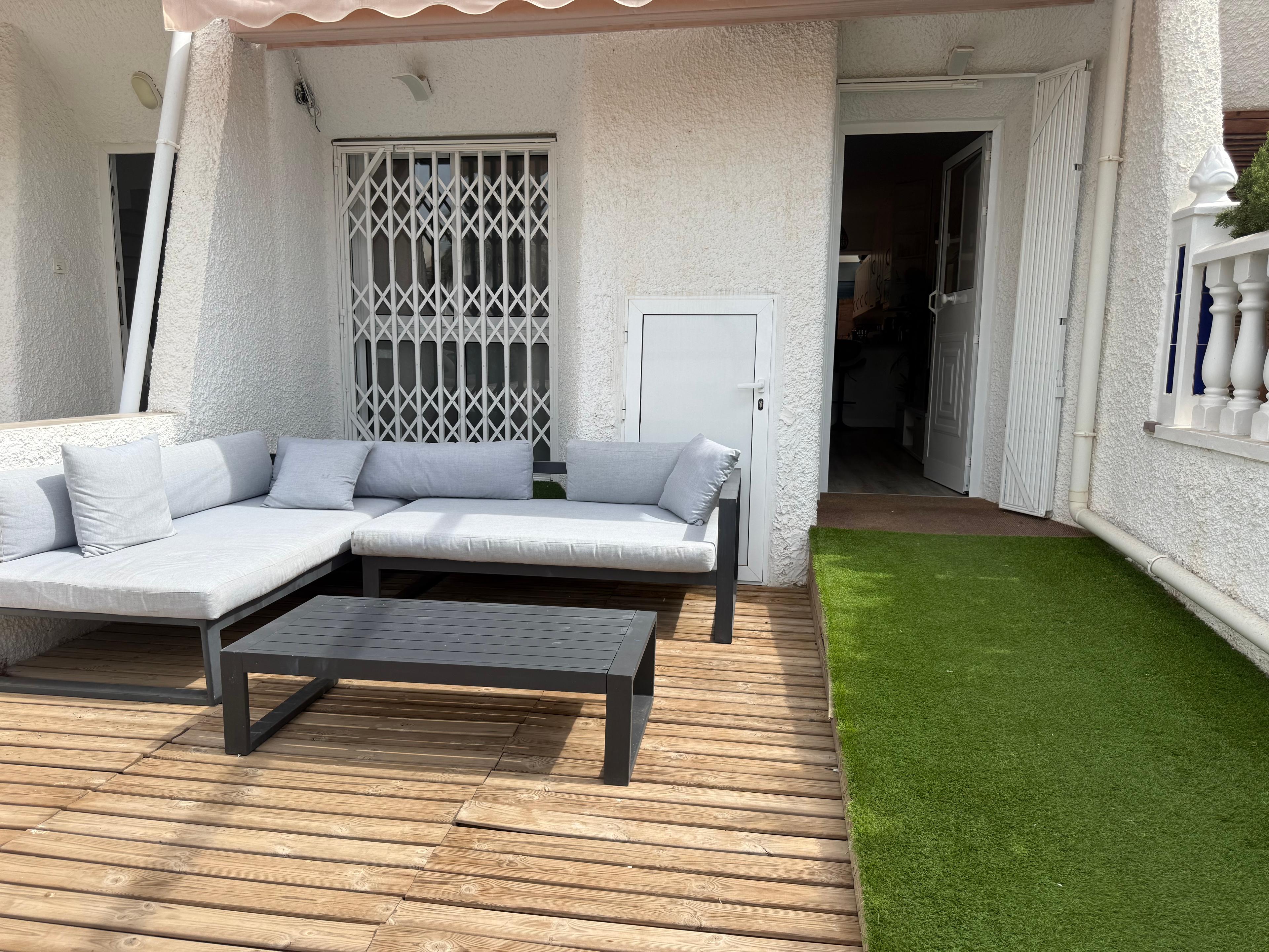 Townhouse en Venta en Calle Paseo Central - 25