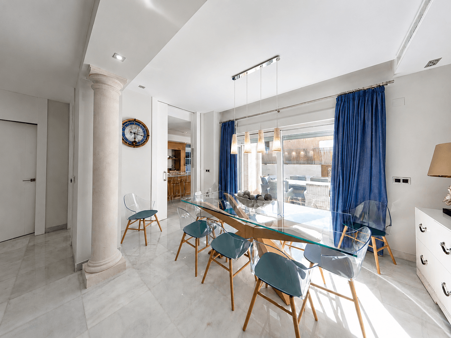 Villa en Venta en Carrer Bahia - 10