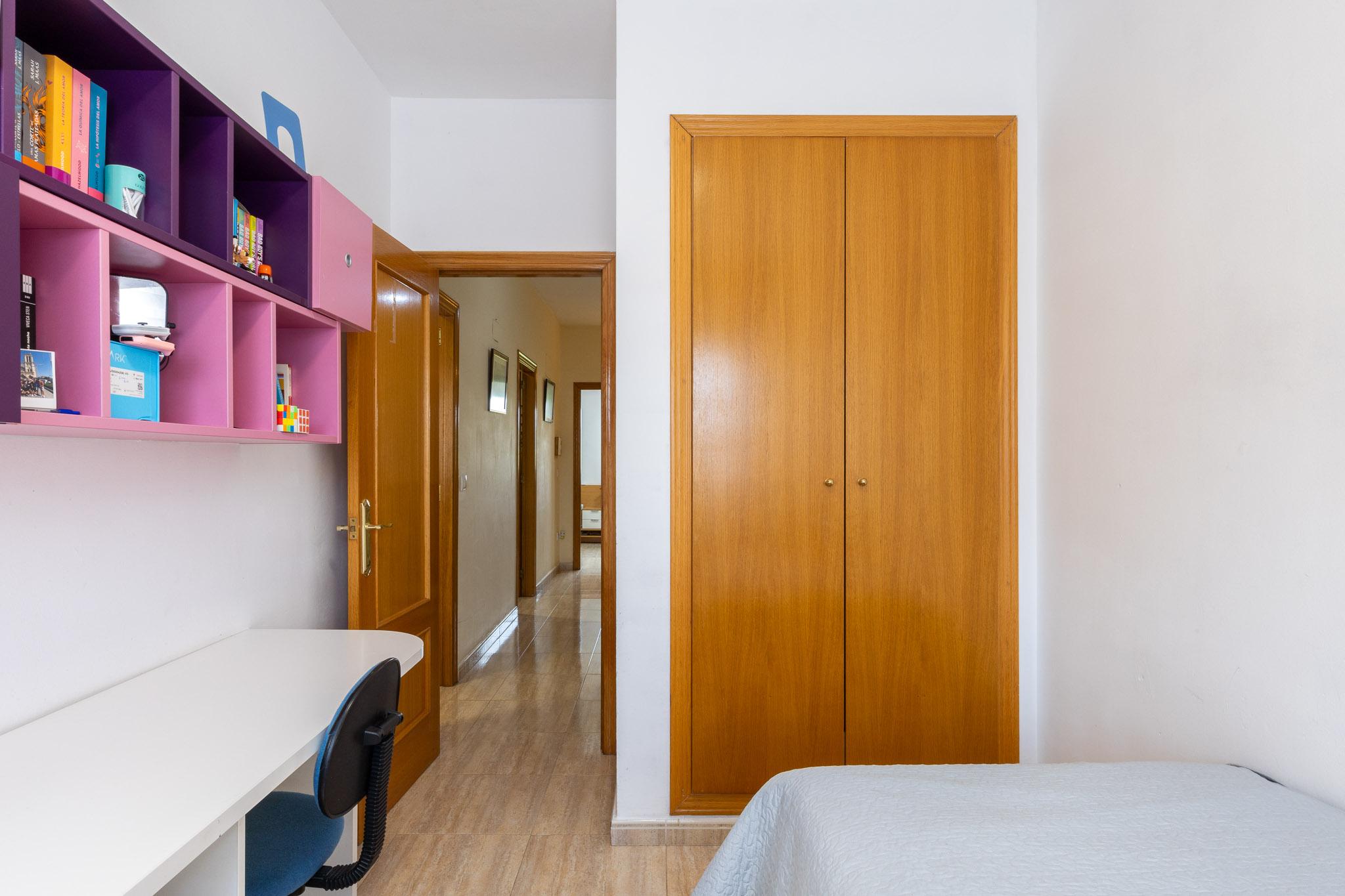 Semi-Detached Townhouse en Alquiler en Calle Gim. Elena Lopez Benaches - 24
