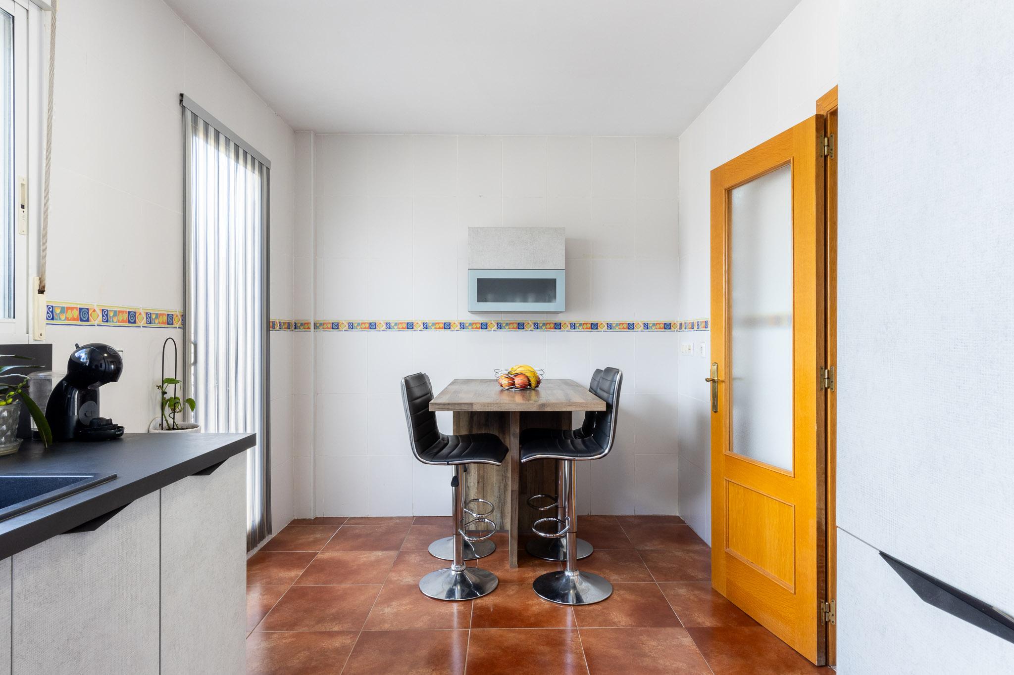 Semi-Detached Townhouse en Alquiler en Calle Gim. Elena Lopez Benaches - 8