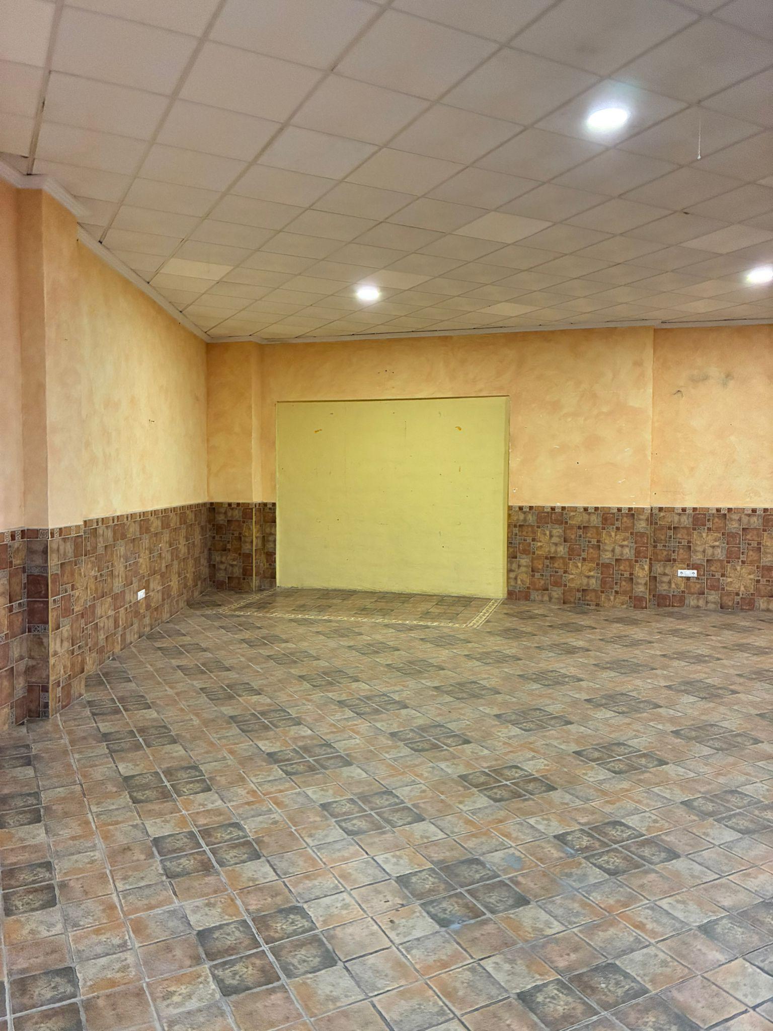 Local en Venta en Calle San Gregorio - 3