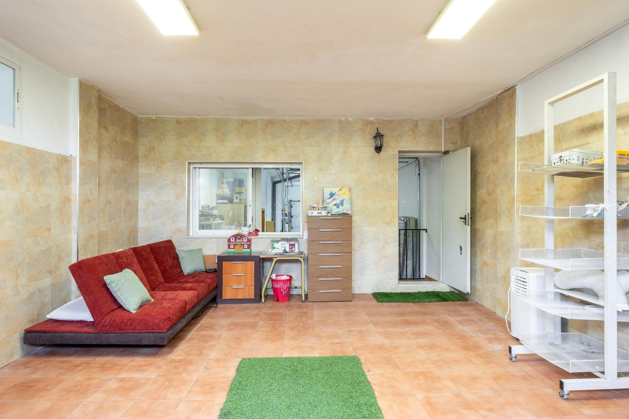 Semi-Detached Townhouse en Alquiler en Calle Arquitecto J Luis García Loza - 5