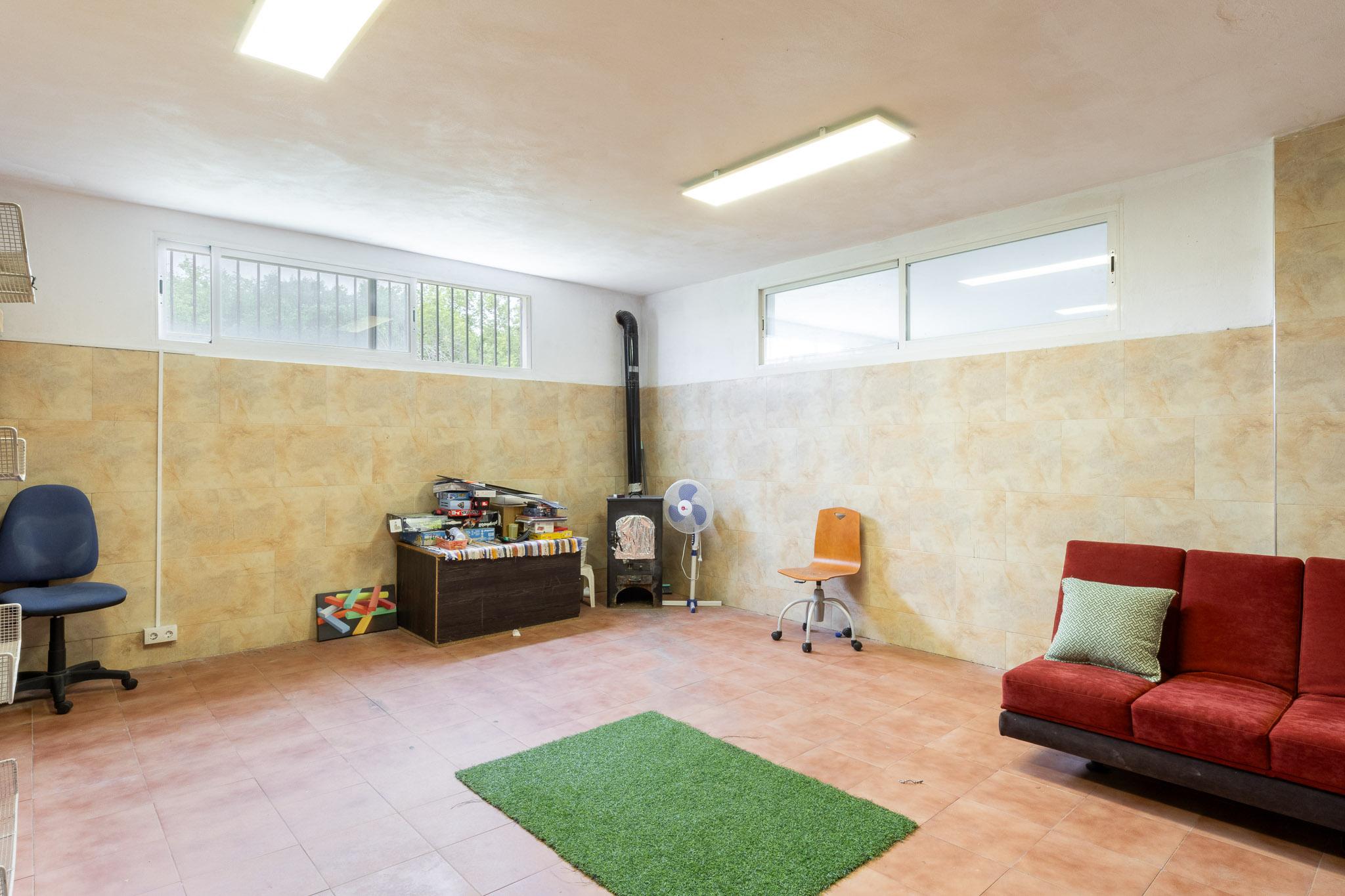 Semi-Detached Townhouse en Alquiler en Calle Arquitecto J Luis García Loza - 4