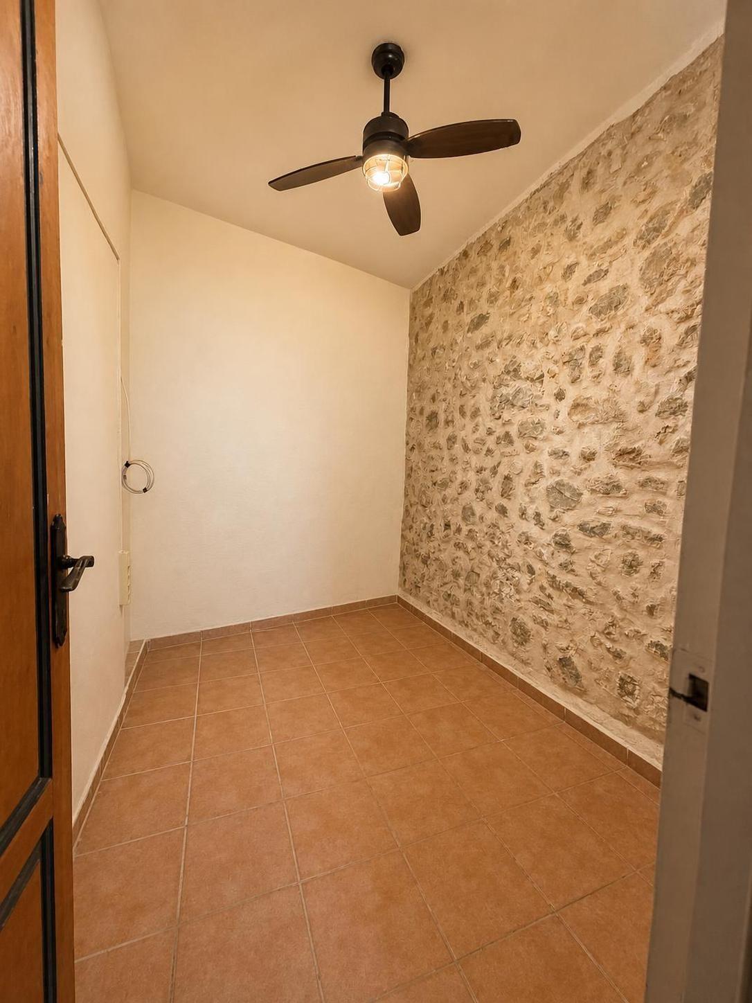 Piso en Venta en Carrer de la Conquista - 3