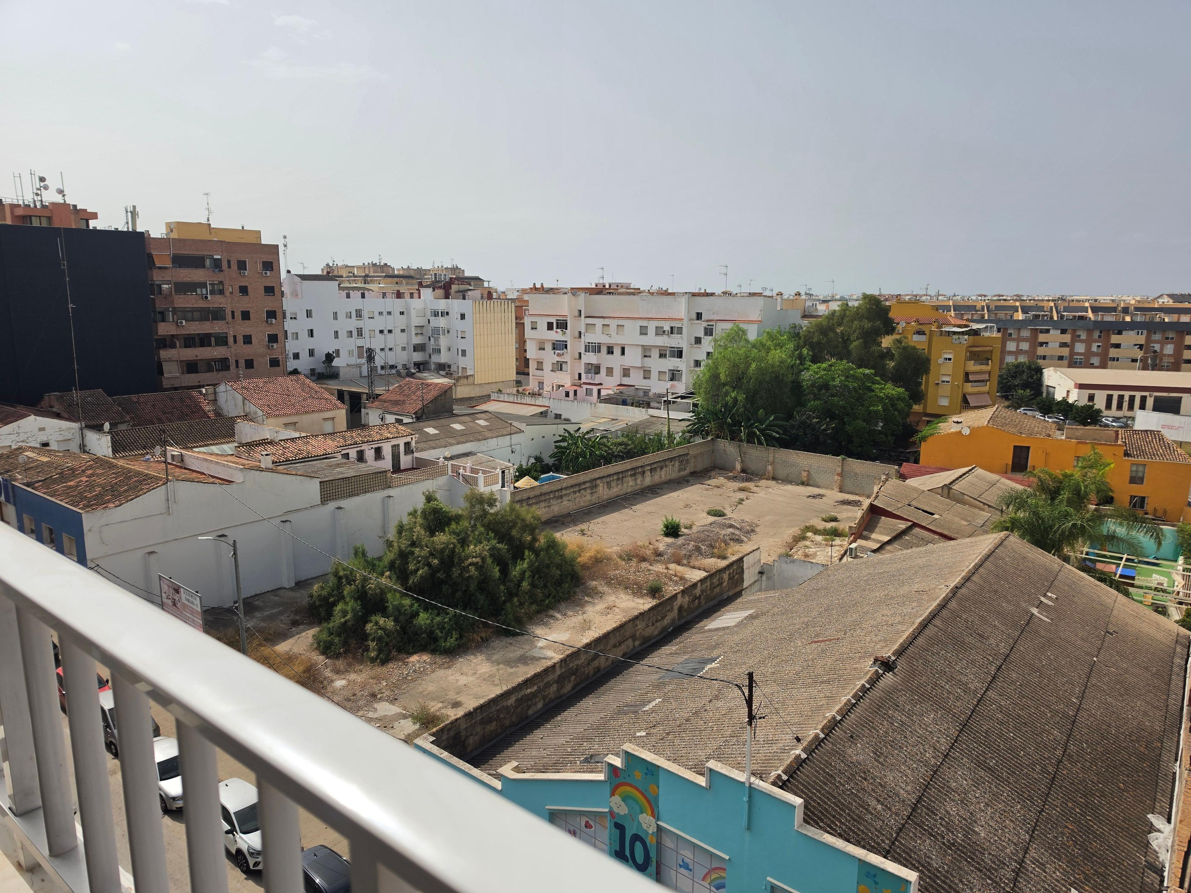 Piso en Venta en Avinguda de València - 22
