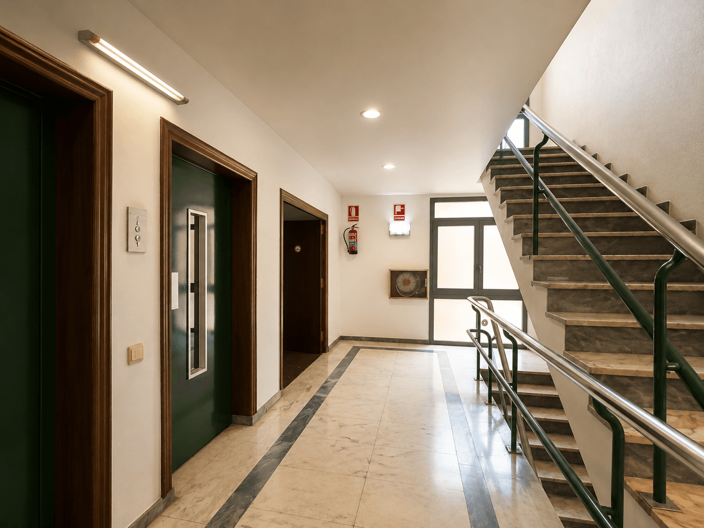 Oficina en Venta en Carrer d'Aragó - 19