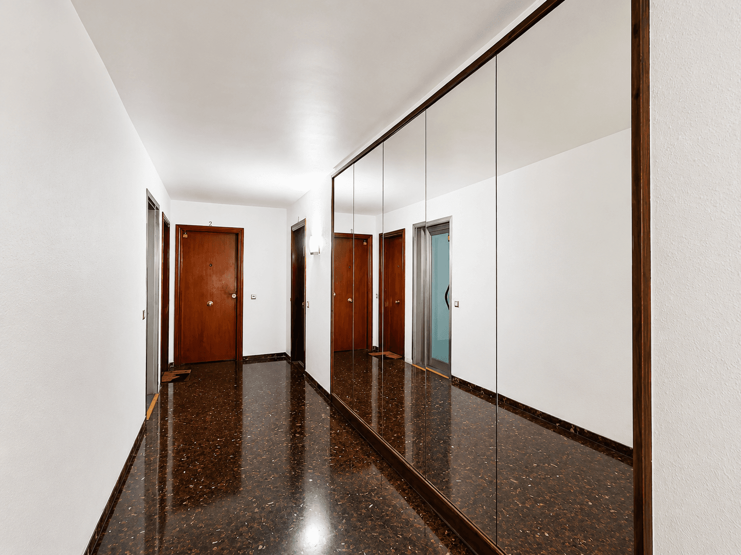 Oficina en Venta en Carrer d'Aragó - 13