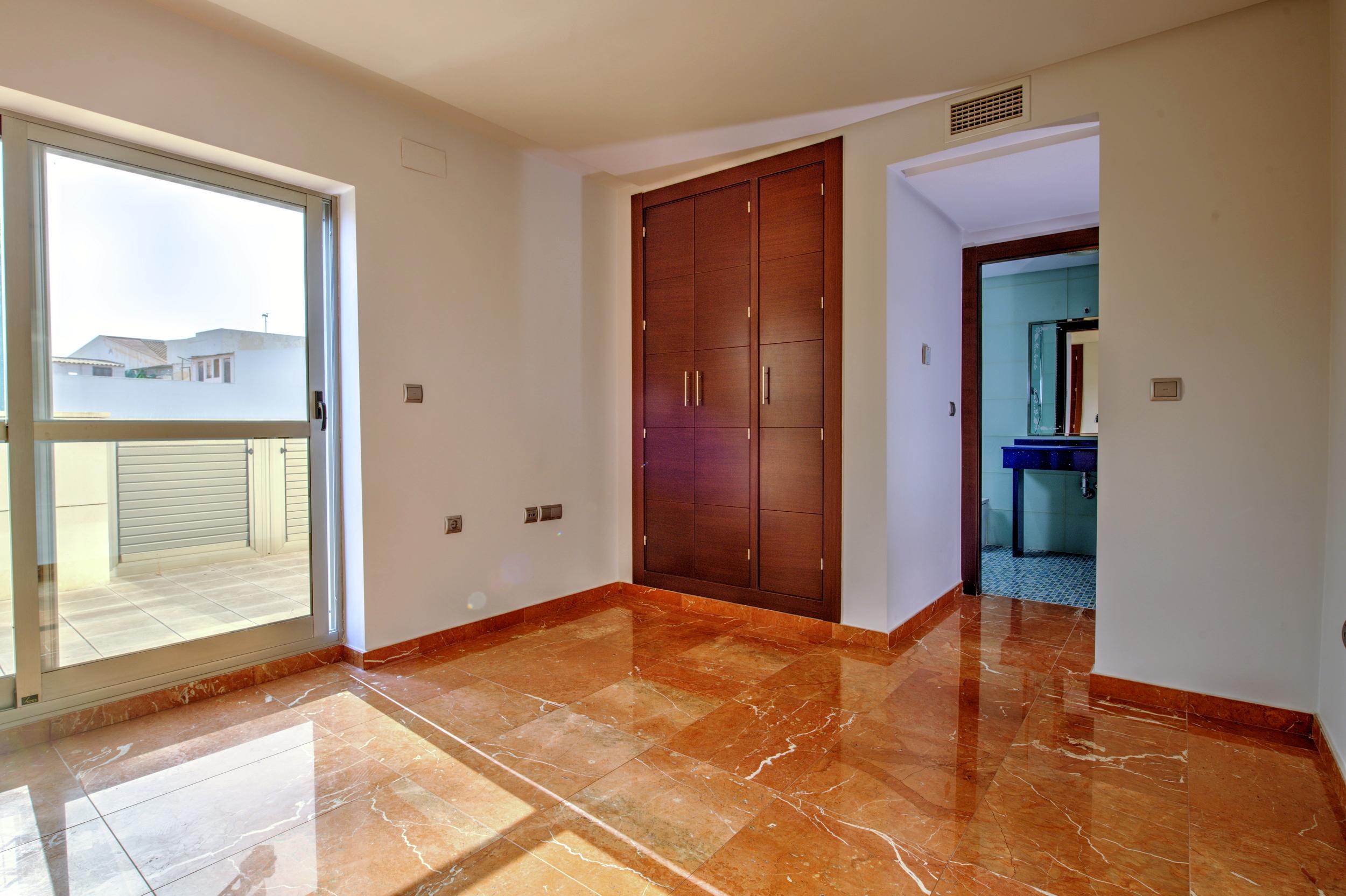 Piso en Venta en Calle Clemente Gosálvez - 14