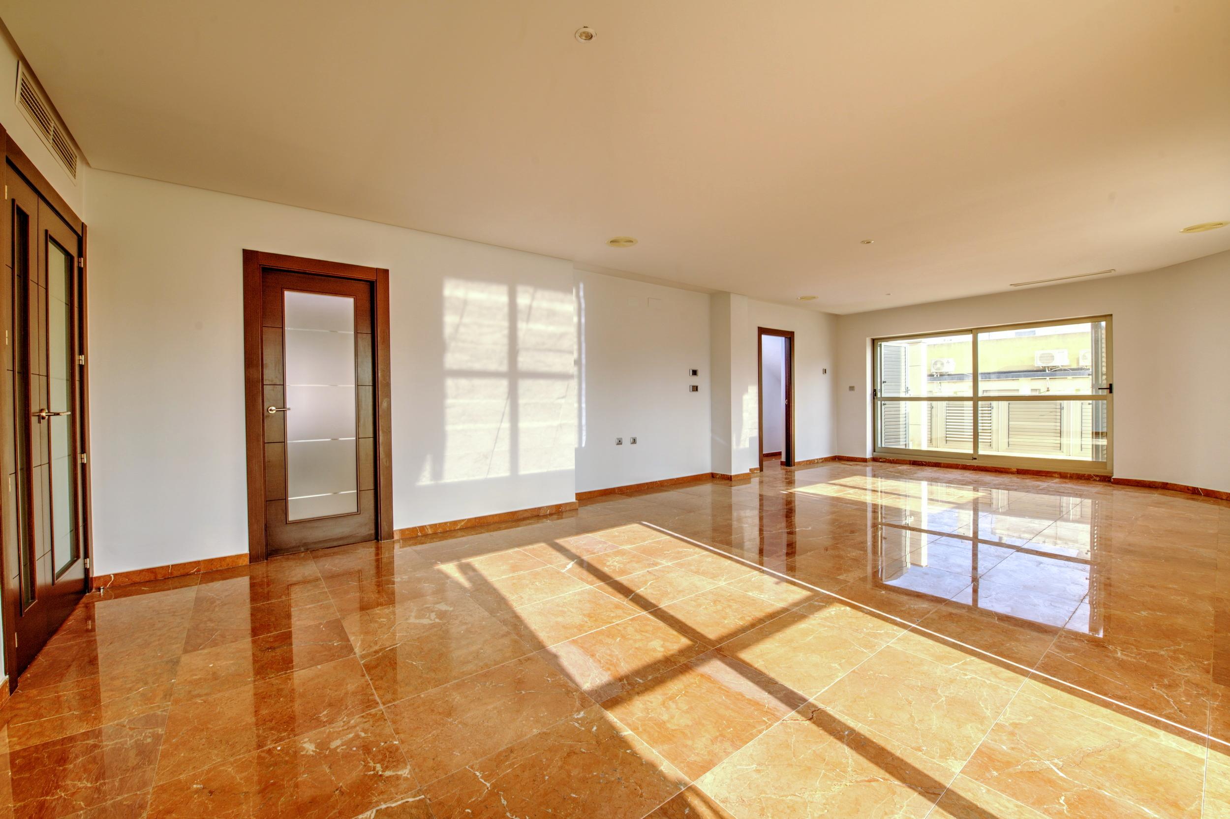 Piso en Venta en Calle Clemente Gosálvez - 18
