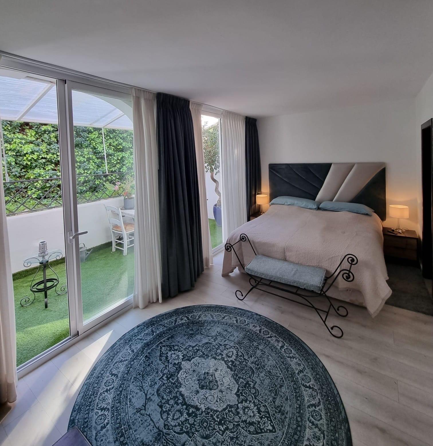Piso en Venta en Calle Francisco de Orellana - 13