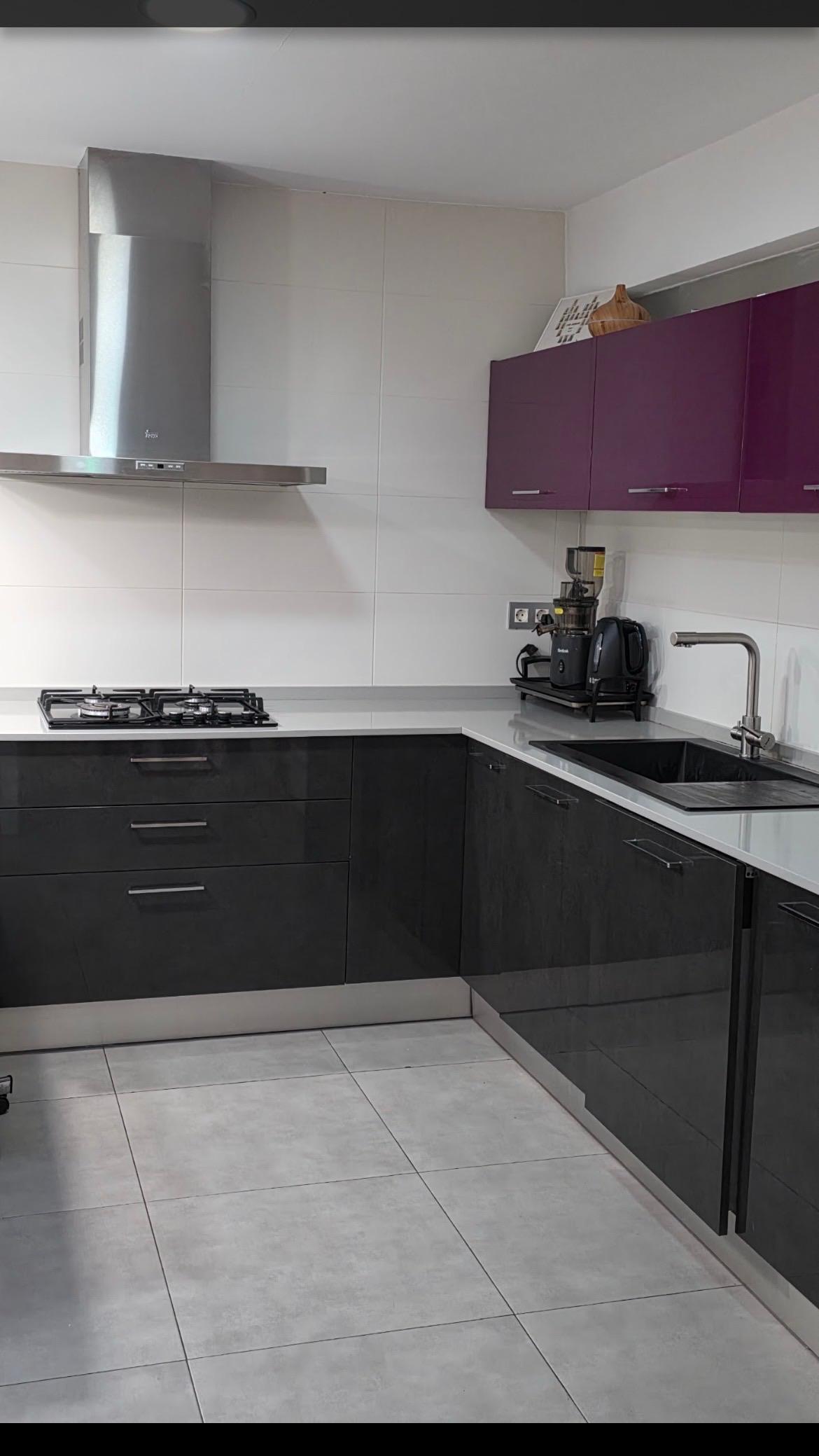 Piso en Venta en Carrer Victoria Kent - 9