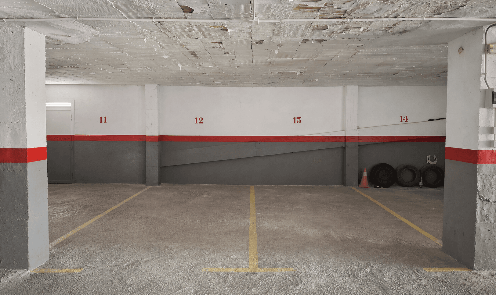 Garage en Venta en Pasaje Ciudad de Porcuna - 1