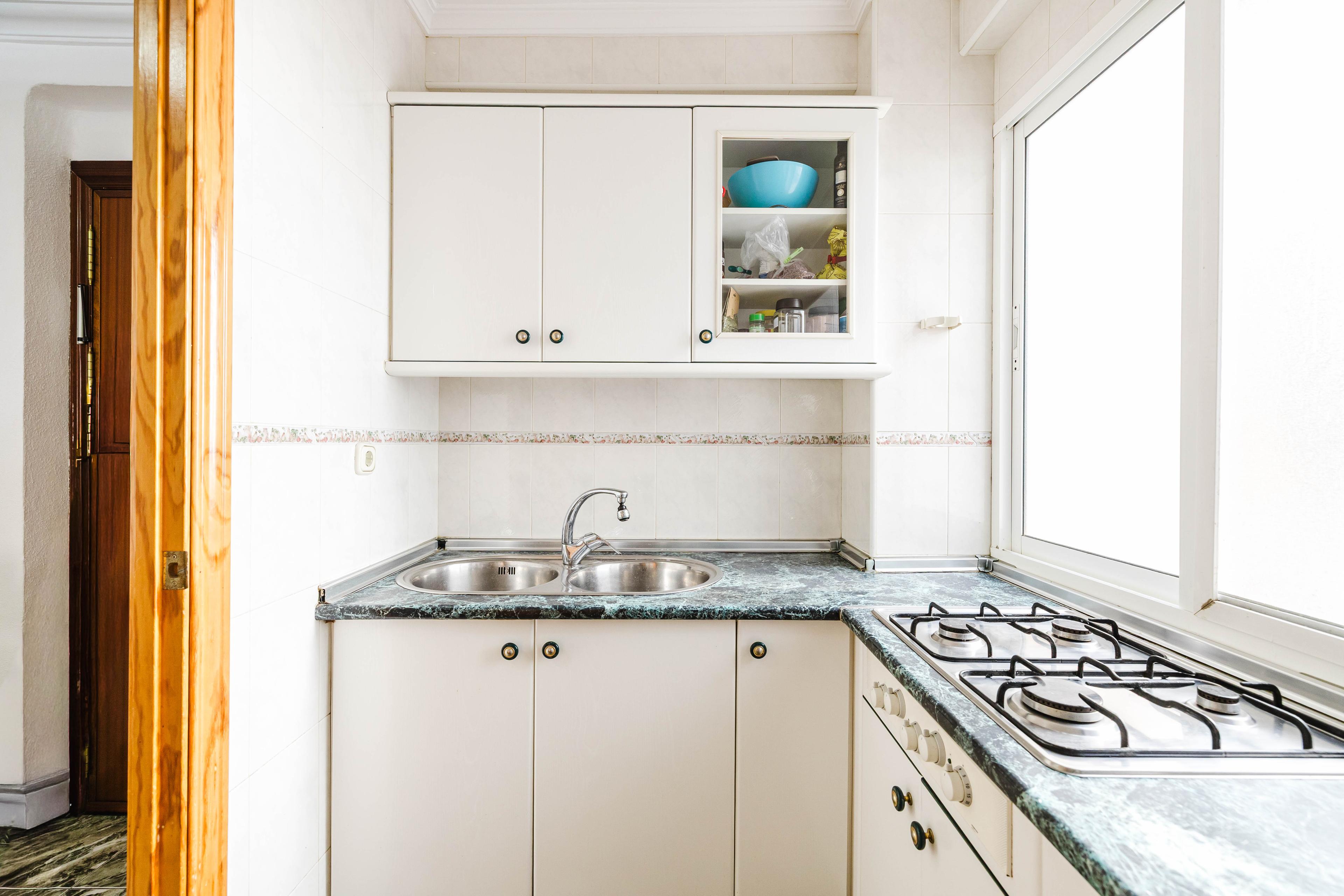 Piso en Venta en Calle Almanzor - 9