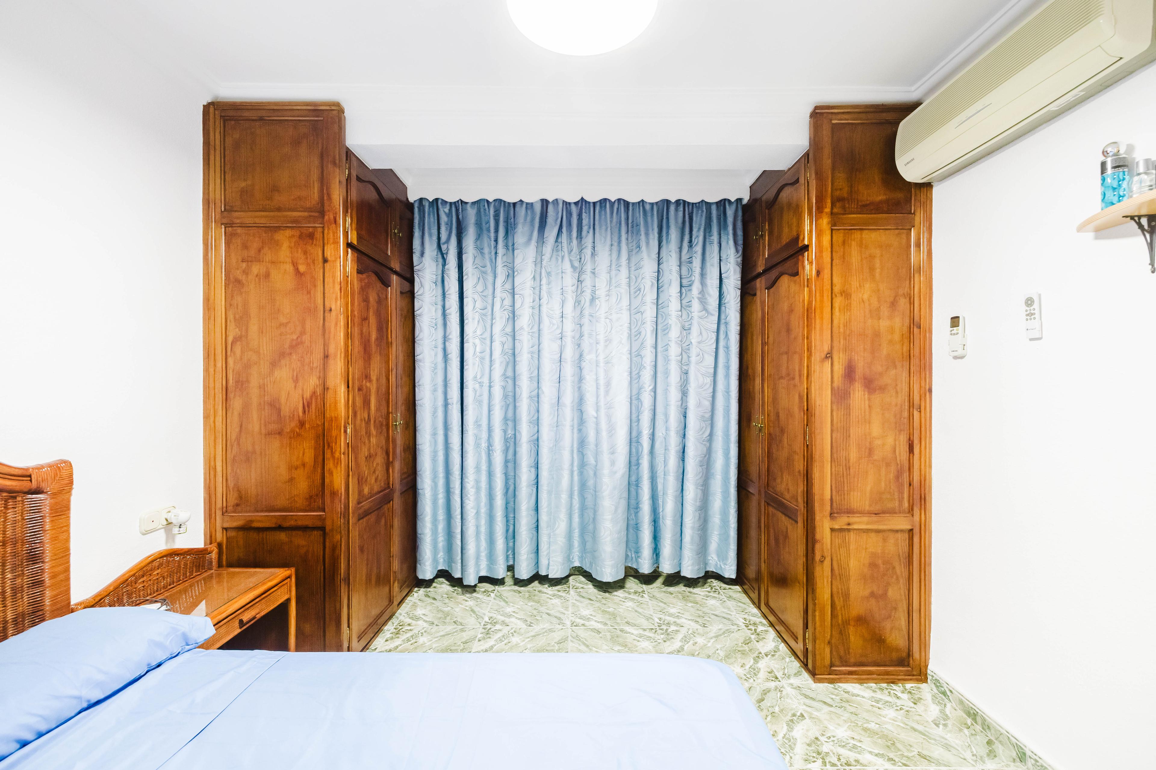 Piso en Venta en Calle Almanzor - 12