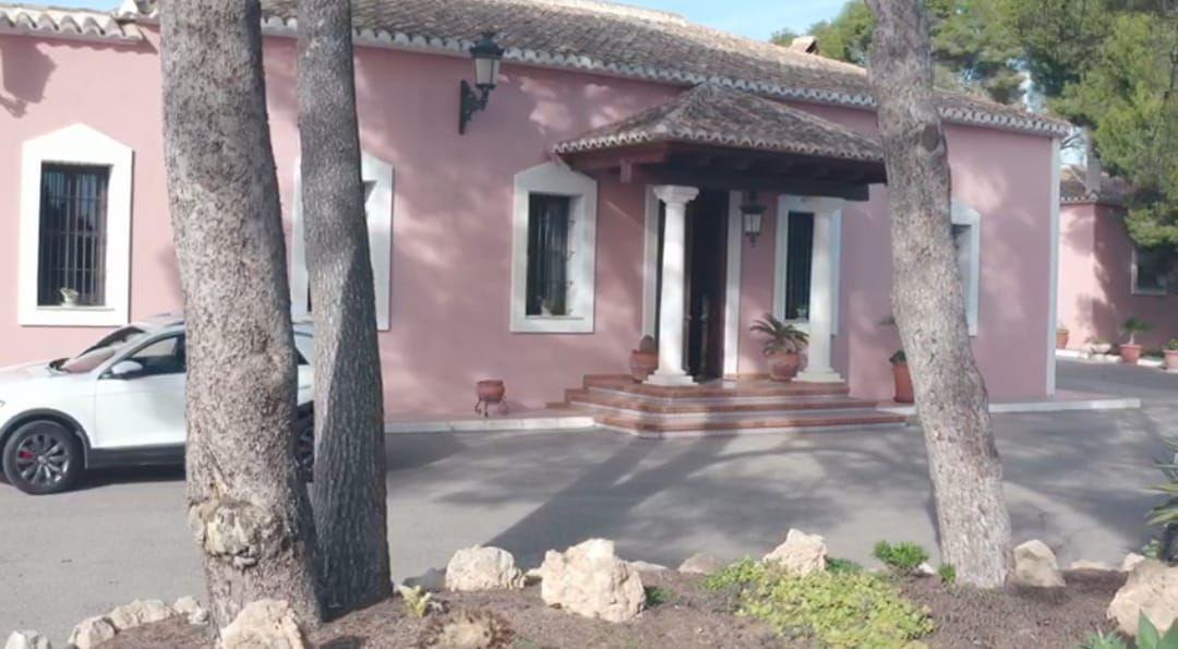 FINCA | 460 HECTÁREAS PRIVADAS CON VILLA, CAMPO DE GOLF Y EXPLOTACION AGRICOLA - 4