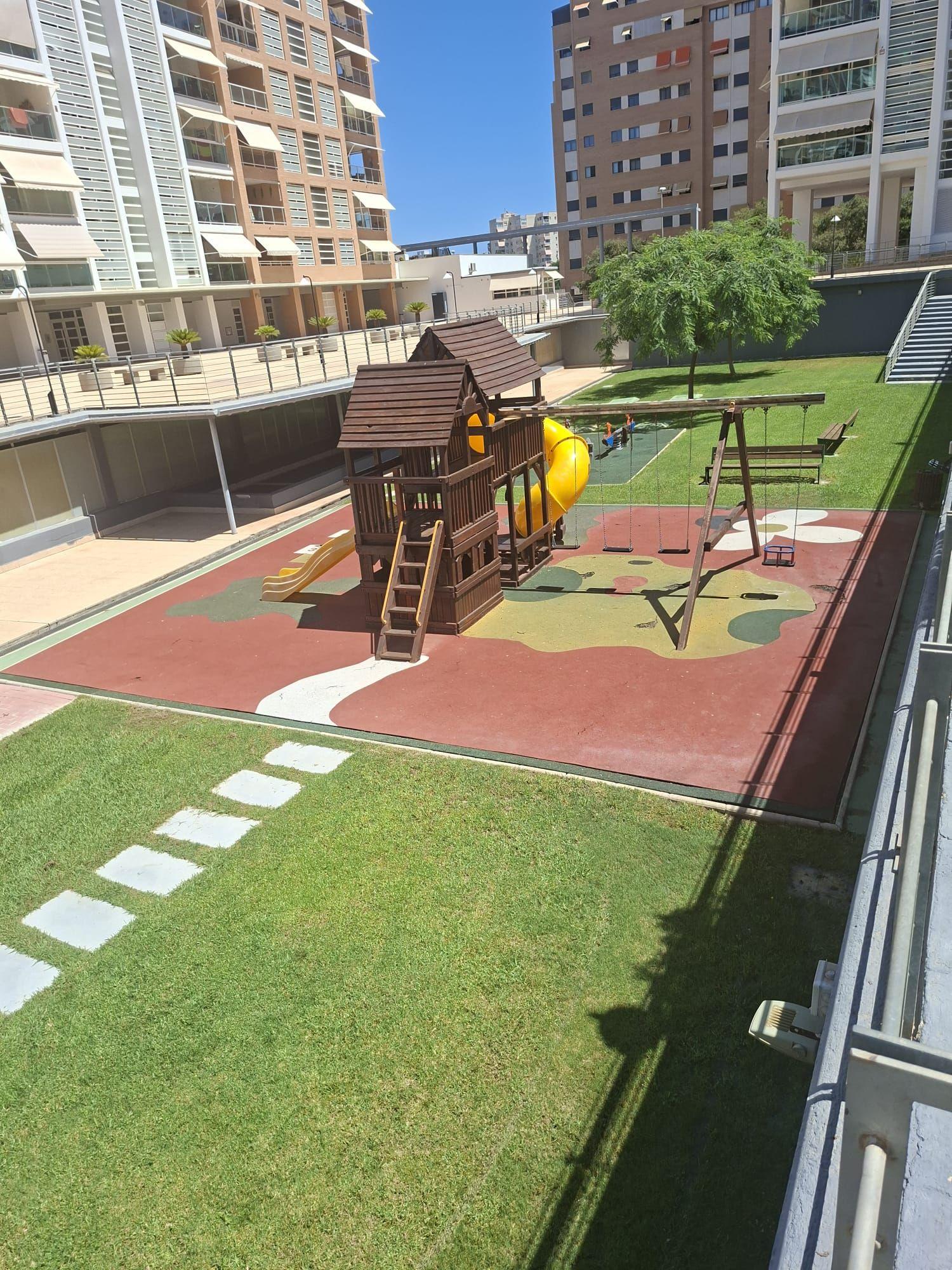 Piso en Venta en Carrer Catedratic Abelardo Rigual - 25