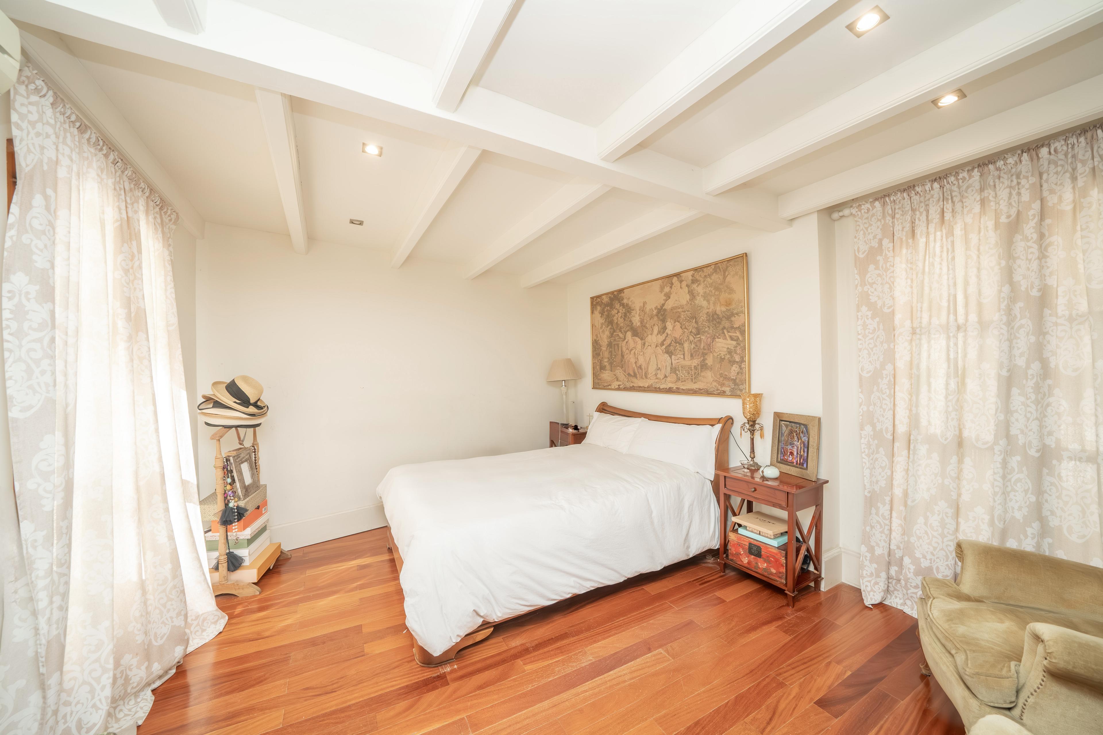 Duplex en Venta en Carrer Castaños - 19