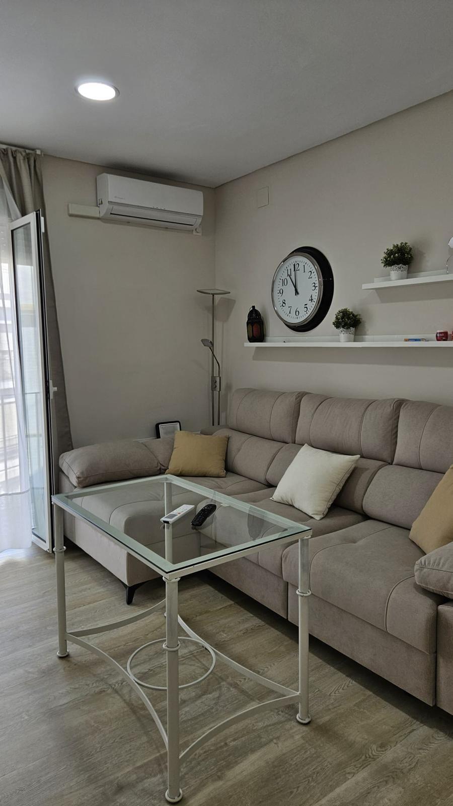 Piso en Venta en Plaza Fernando de Herrera - 2