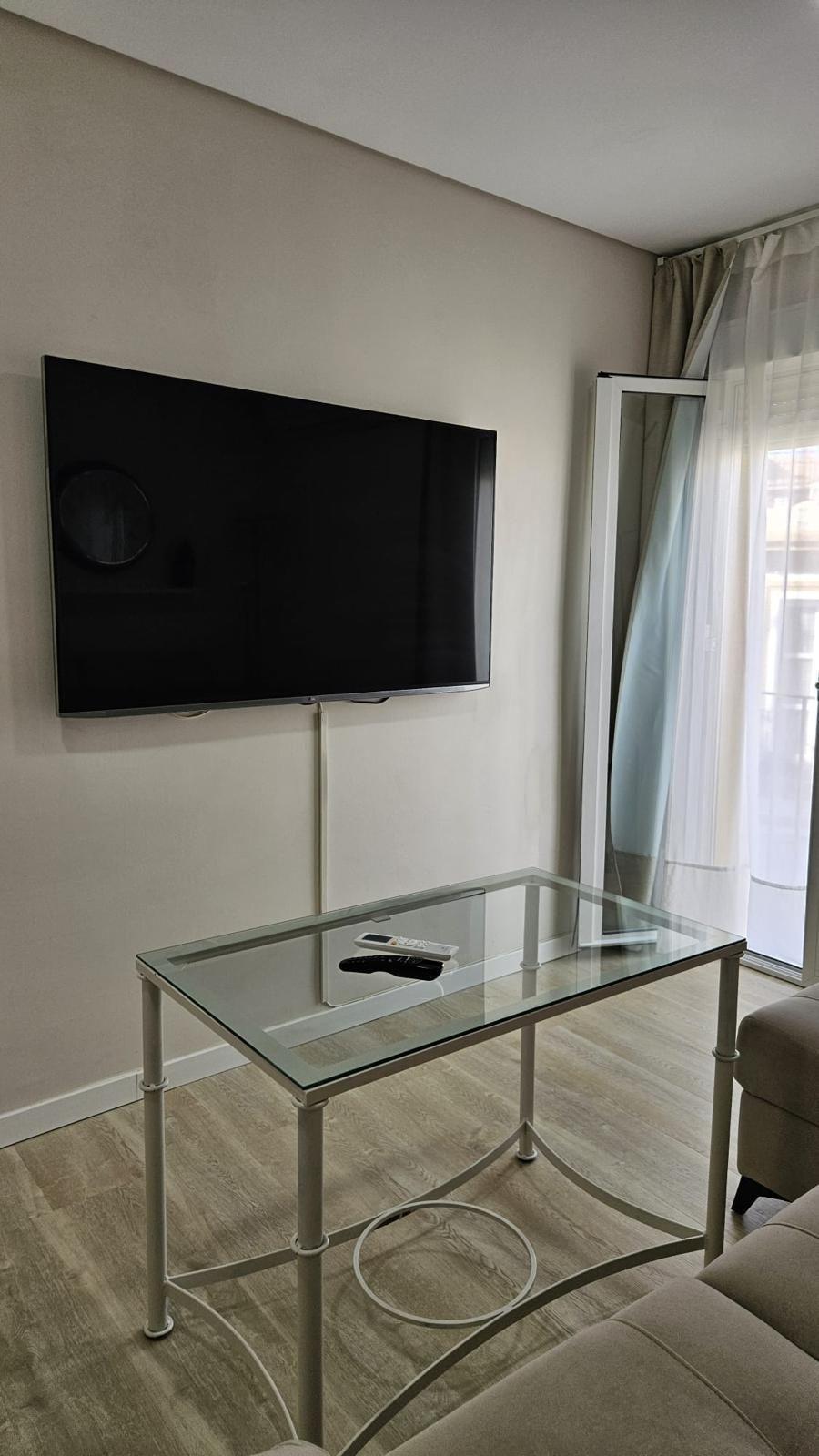 Piso en Venta en Plaza Fernando de Herrera - 5