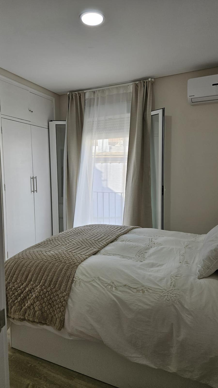 Piso en Venta en Plaza Fernando de Herrera - 16