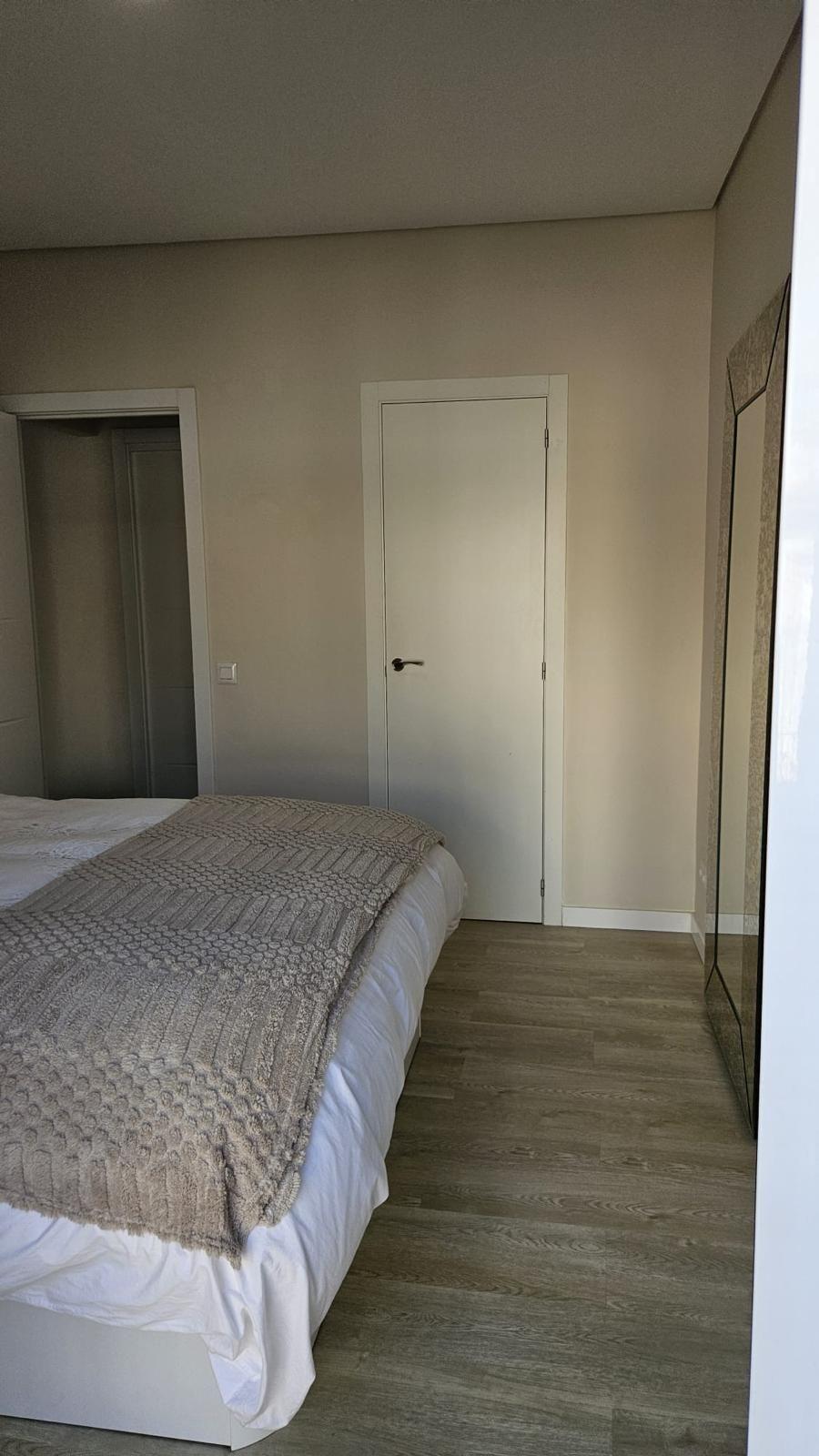 Piso en Venta en Plaza Fernando de Herrera - 21