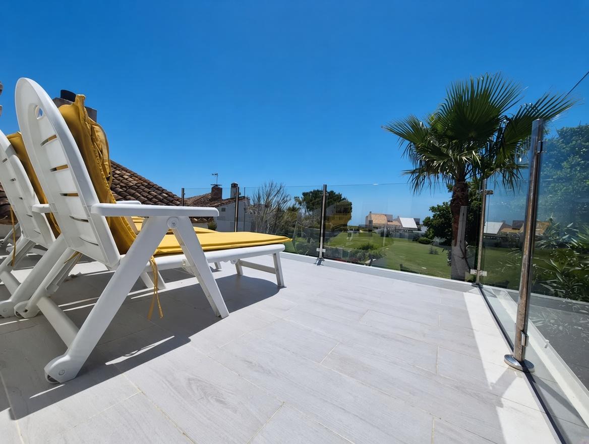Townhouse en Venta en Calle de Albéniz - 2